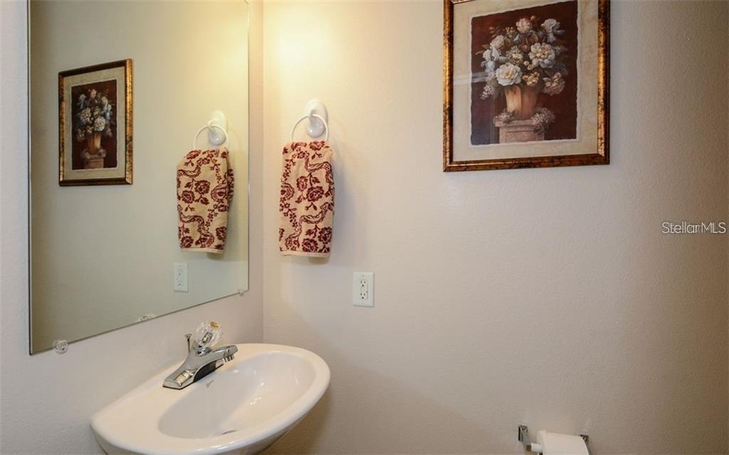 7685 PLANTATION CIR #B, UNIVERSITY PARK, FL — photo 6