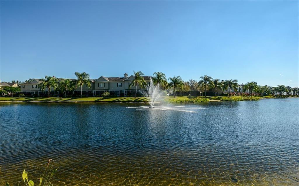 7685 PLANTATION CIR #B, UNIVERSITY PARK, FL — photo 24
