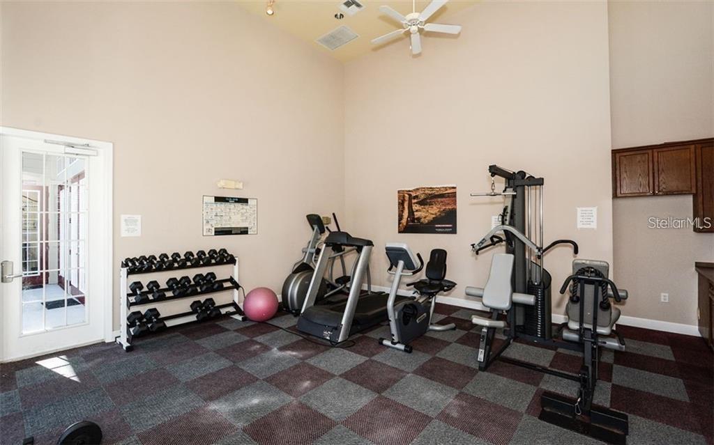 7685 PLANTATION CIR #B, UNIVERSITY PARK, FL — photo 28