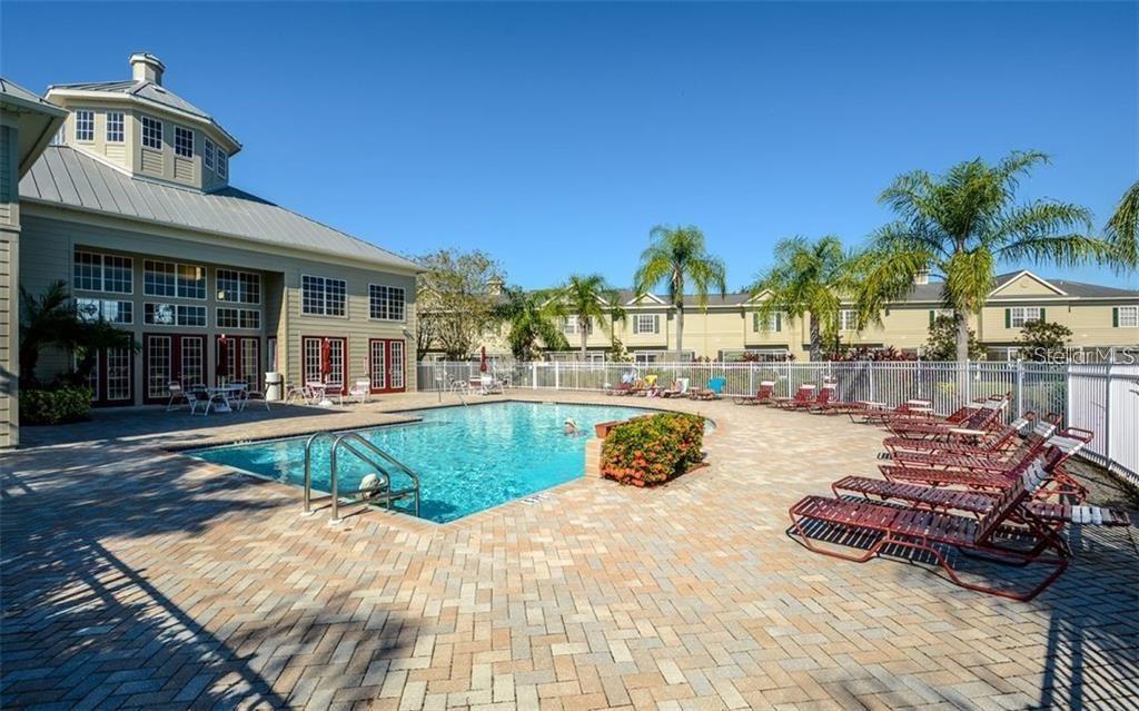 7685 PLANTATION CIR #B, UNIVERSITY PARK, FL — photo 31