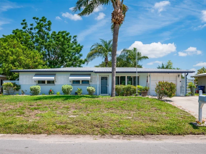 3801 HELENE ST, SARASOTA, FL