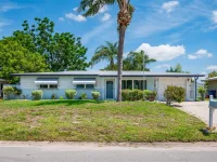 3801 HELENE ST — photo 1