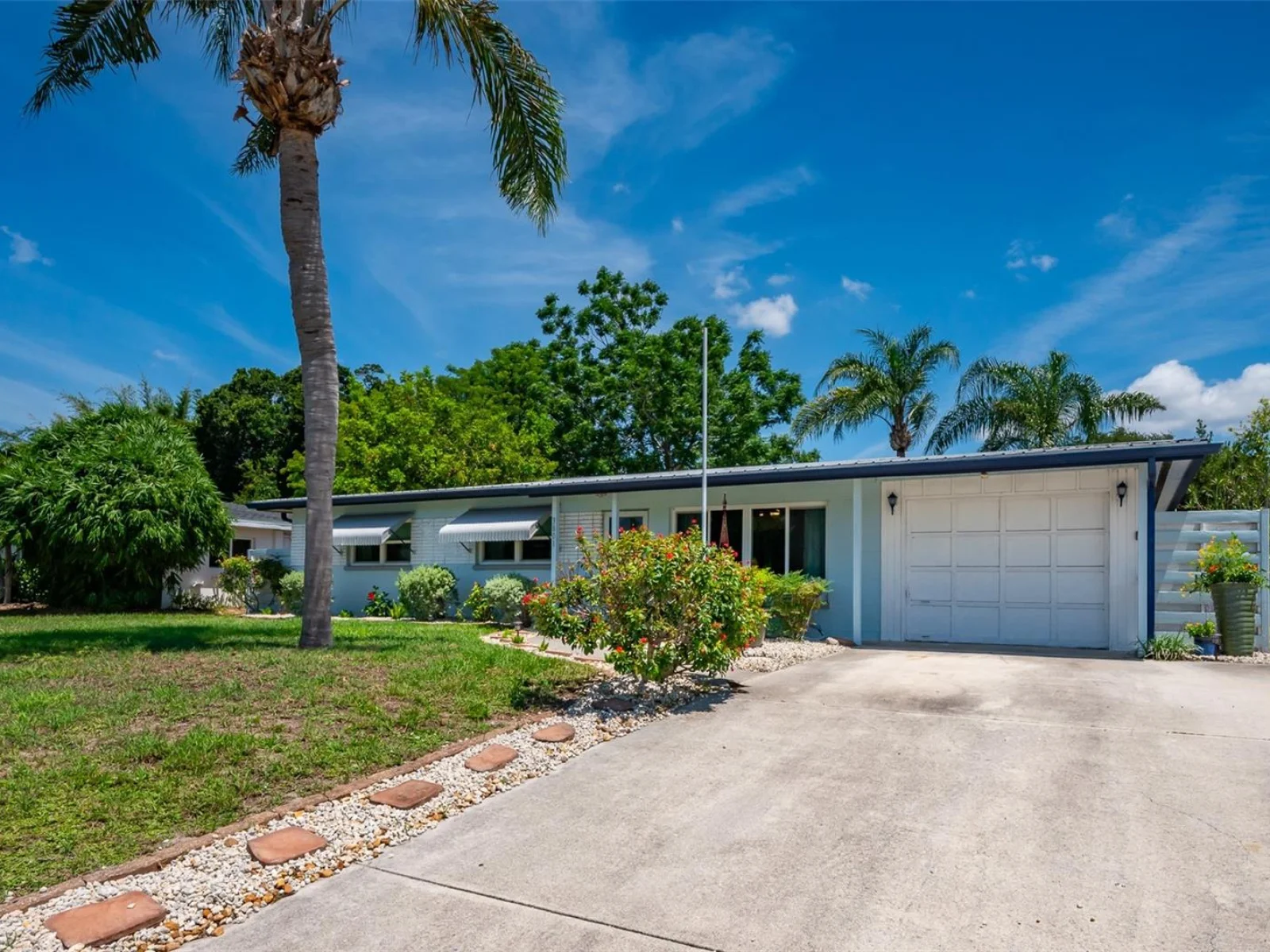 3801 HELENE ST, SARASOTA, FL — photo 4