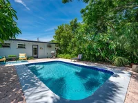 3801 HELENE ST — photo 33