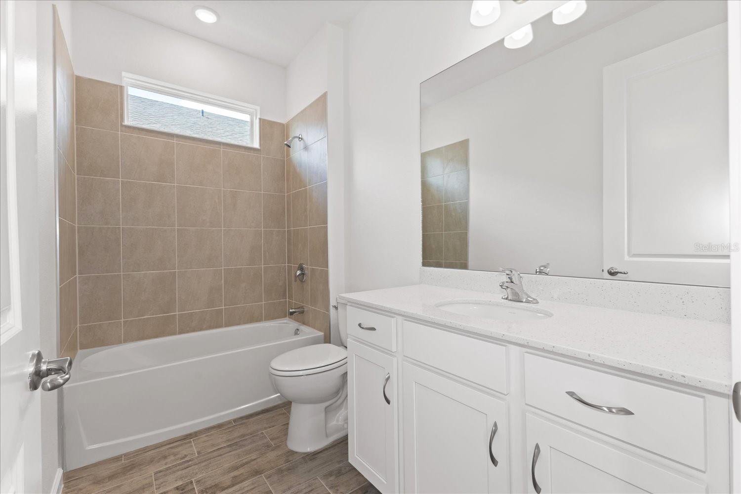 9584 VIBRANT LANE, VENICE, FL — photo 14