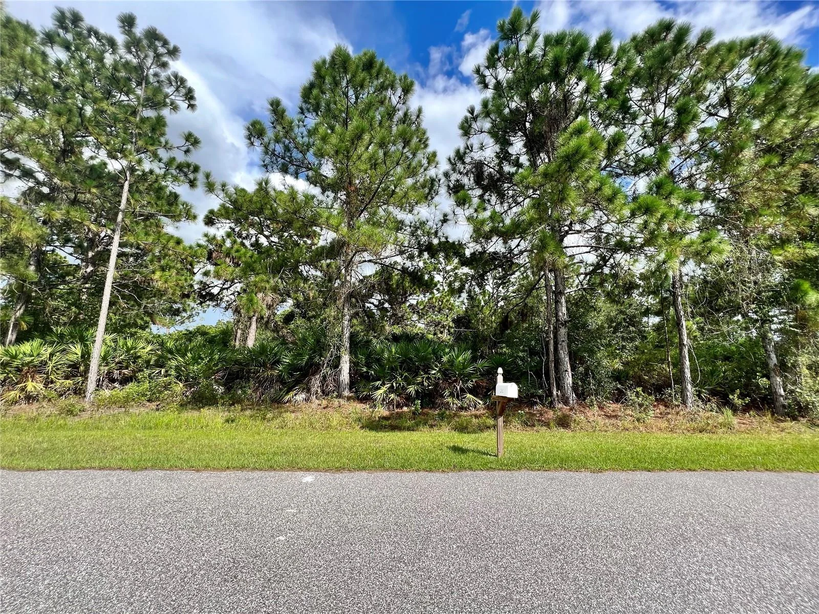 324 CORY ST, PORT CHARLOTTE, FL — photo 2