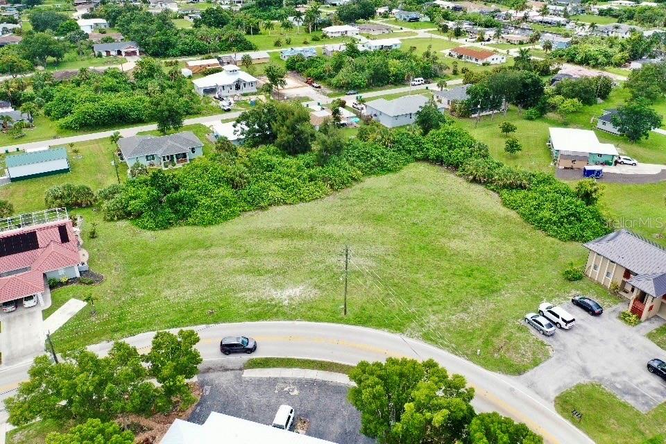 2633 MAGDALINA DR, PUNTA GORDA, FL