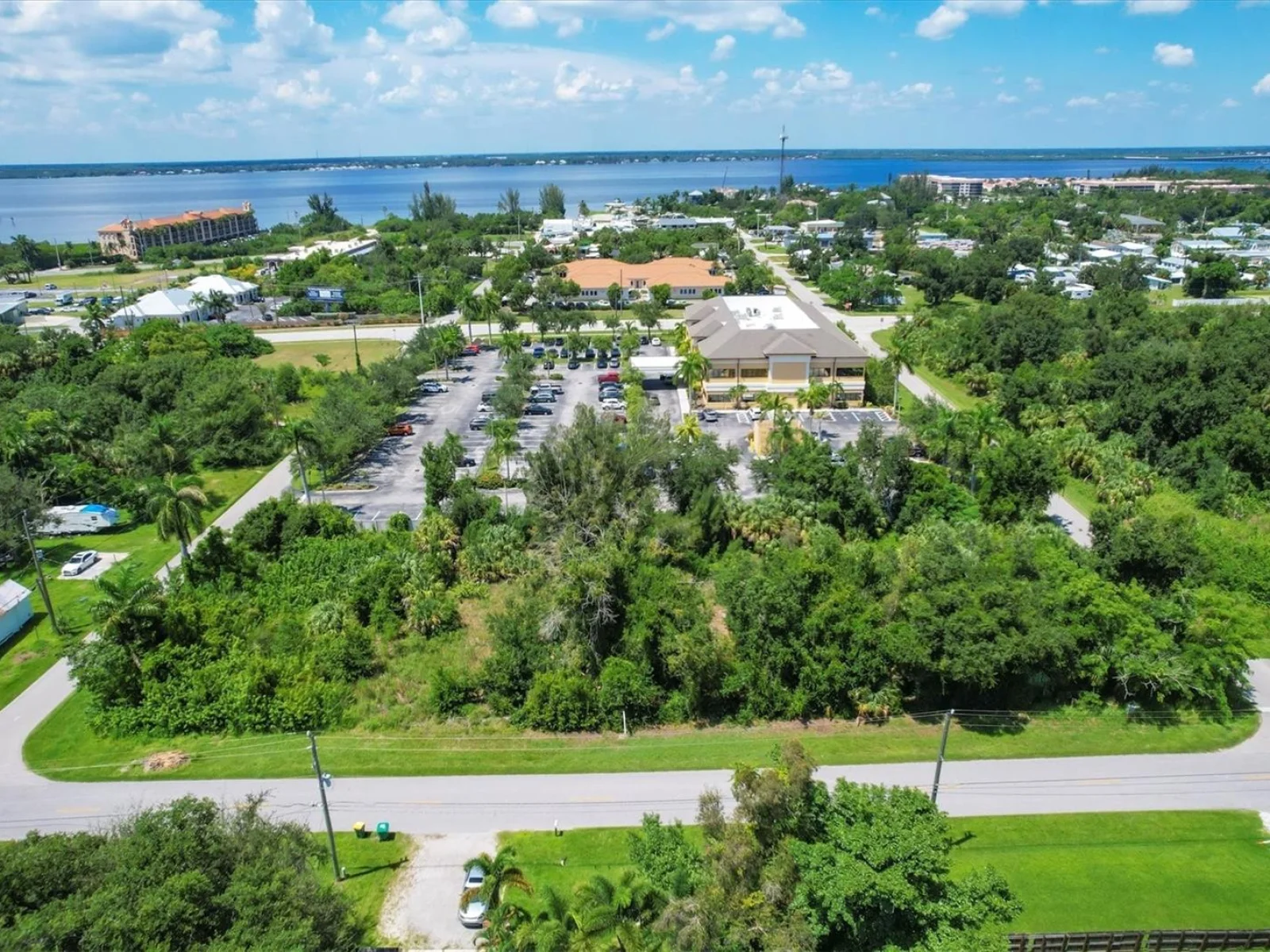 1010 LAVILLA RD, PUNTA GORDA, FL — photo 2