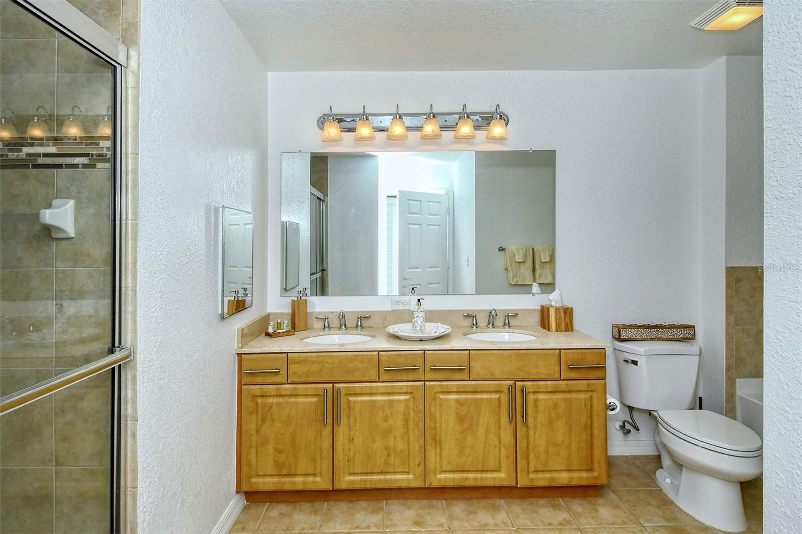 1064 N TAMIAMI TRL #1627, SARASOTA, FL — photo 22