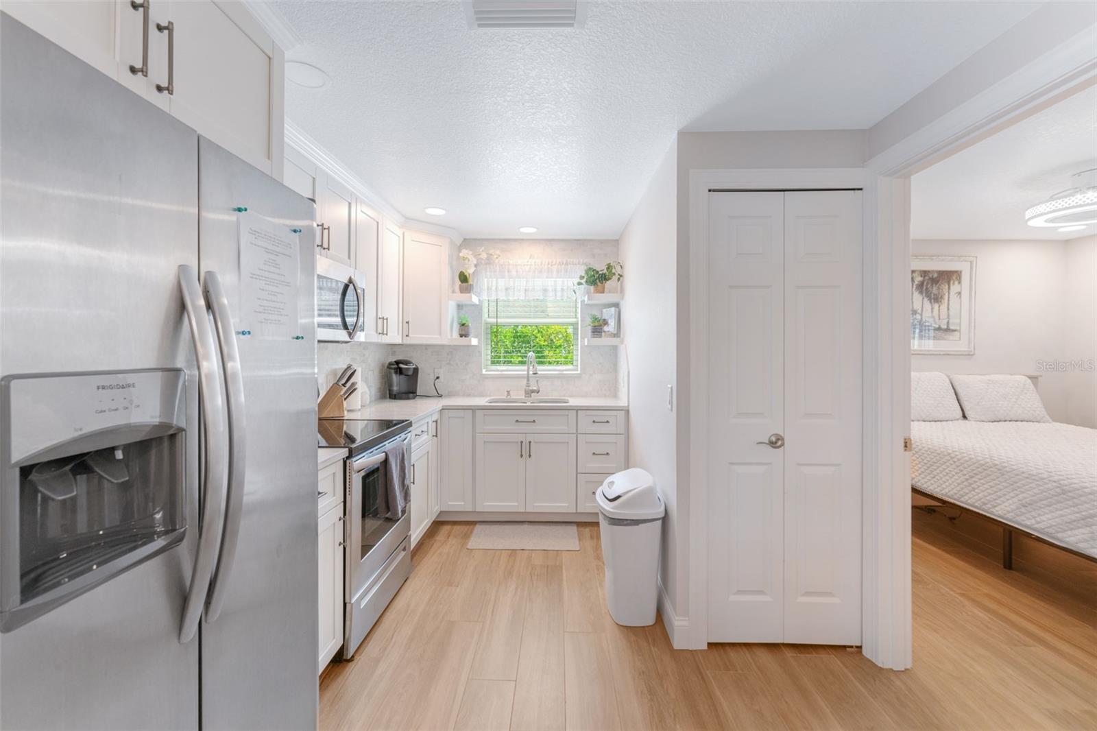 3502 BAHIA VISTA ST, SARASOTA, FL — photo 54