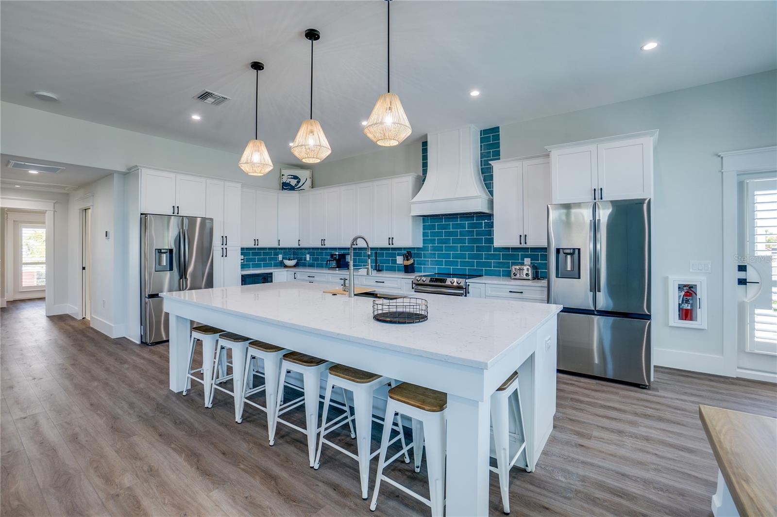 2102 AVENUE B, BRADENTON BEACH, FL — photo 10
