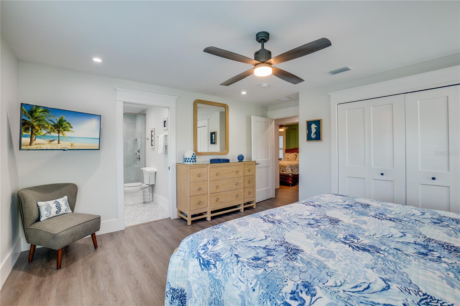 2102 AVENUE B, BRADENTON BEACH, FL — photo 20