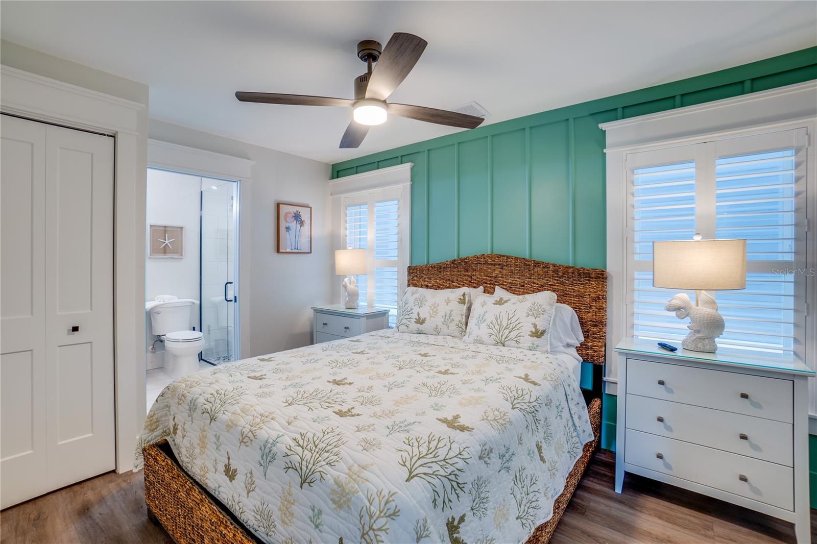 2102 AVENUE B, BRADENTON BEACH, FL — photo 37