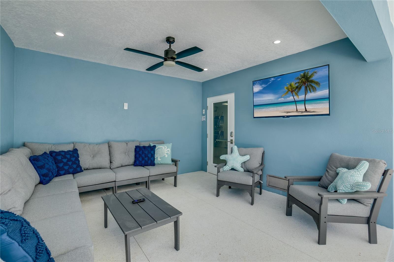 2102 AVENUE B, BRADENTON BEACH, FL — photo 53