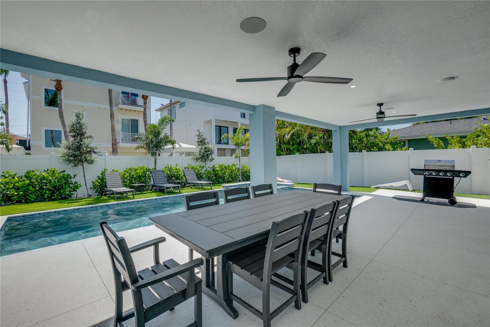 2102 AVENUE B, BRADENTON BEACH, FL — photo 55
