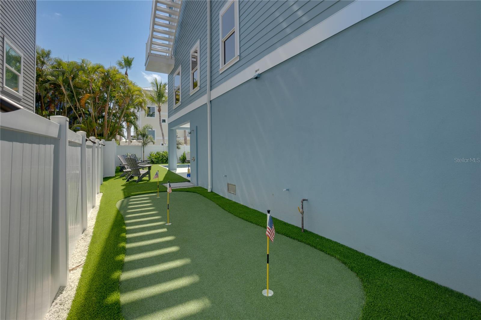 2102 AVENUE B, BRADENTON BEACH, FL — photo 59