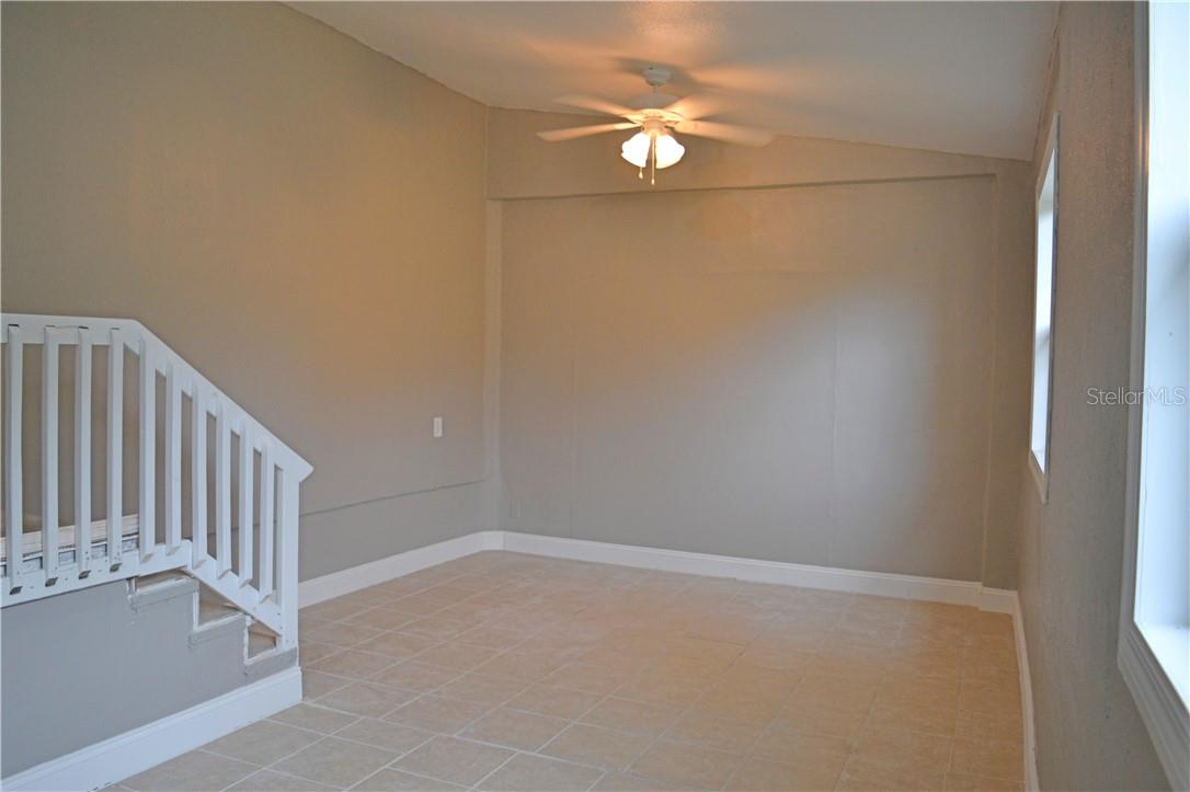 647 S DELAWARE AVE, DELAND, FL — photo 13