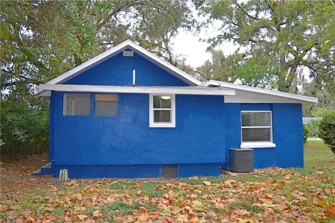 647 S DELAWARE AVE, DELAND, FL — photo 19