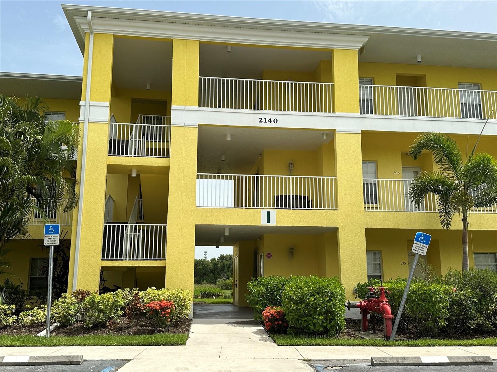 2140 HERON LAKE DR #204, PUNTA GORDA, FL