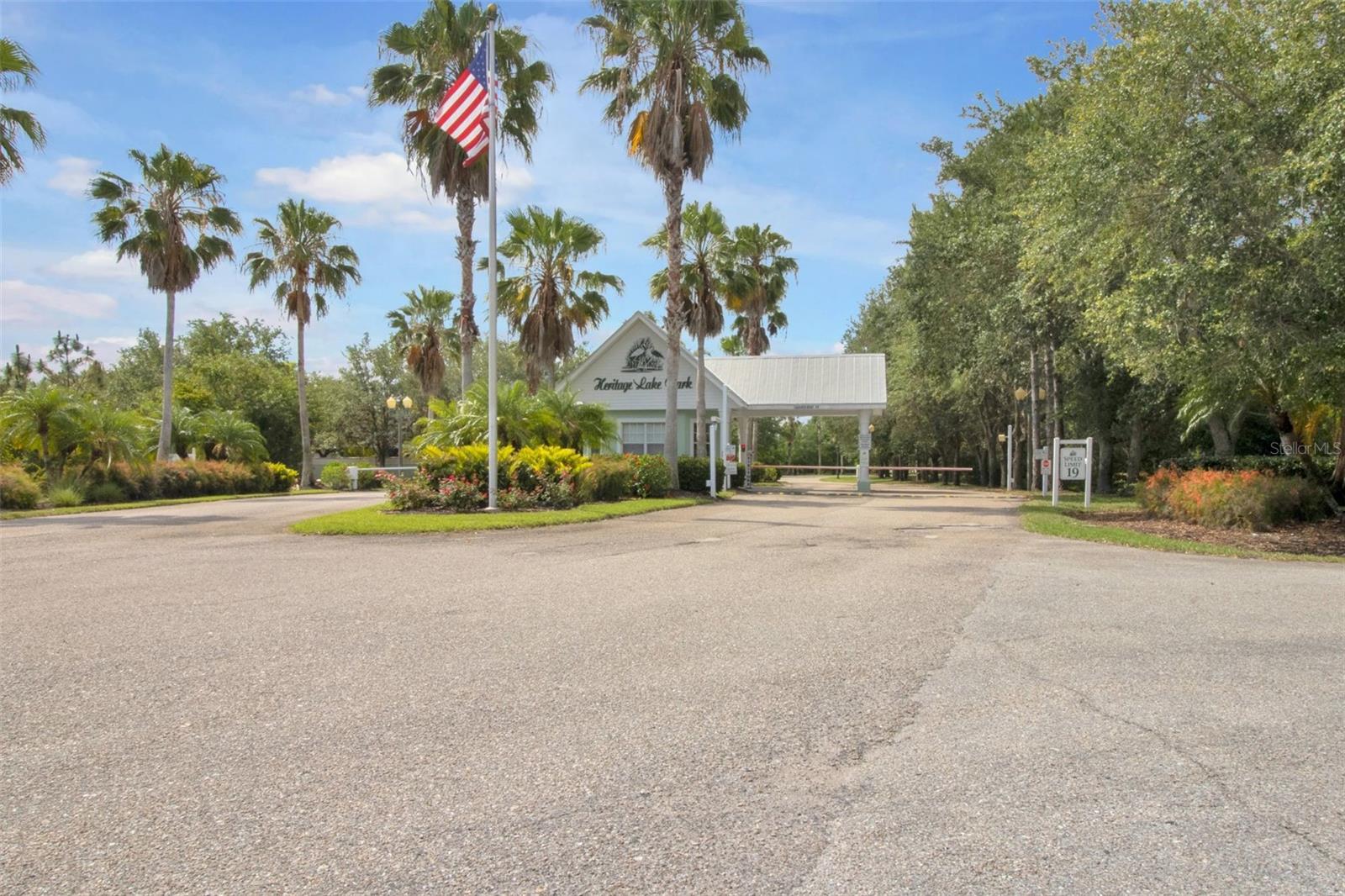 2140 HERON LAKE DR #204, PUNTA GORDA, FL — photo 3