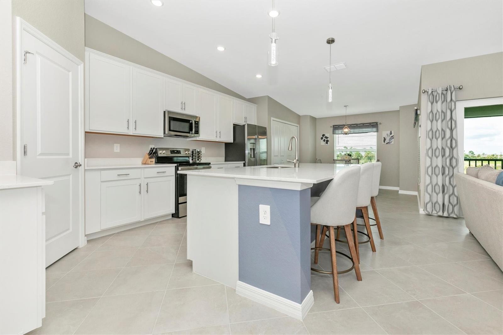 12550 GALAPAGOS ST #204, VENICE, FL — photo 9