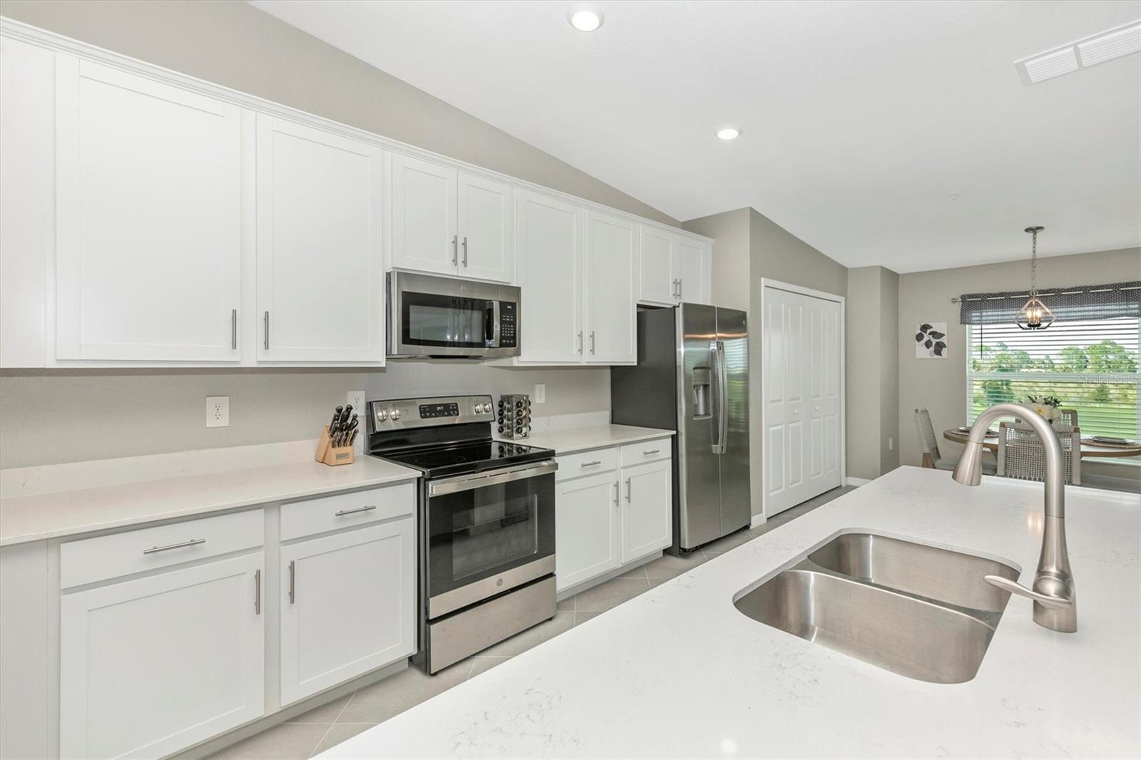 12550 GALAPAGOS ST #204, VENICE, FL — photo 12