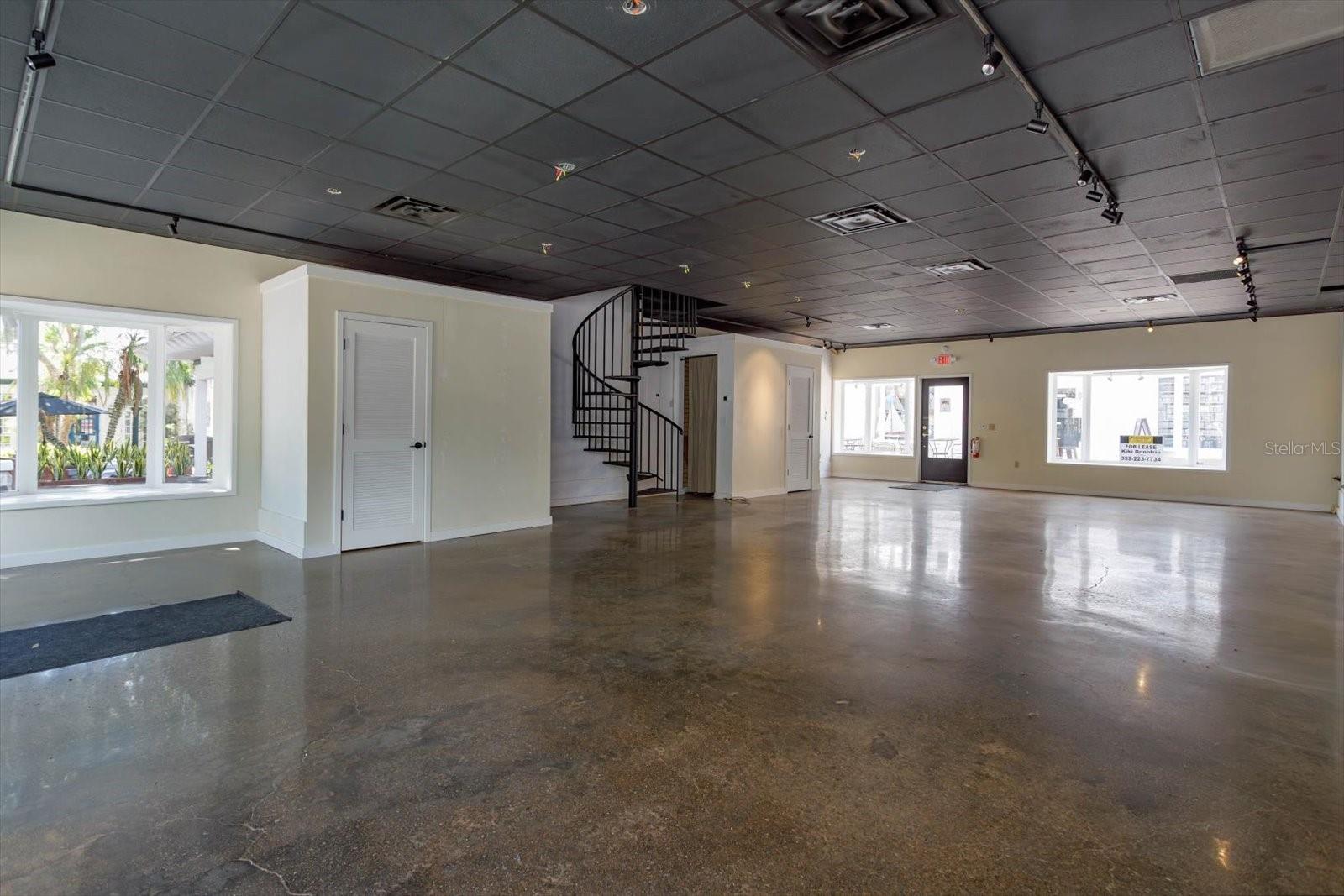 237 W 4TH AVE #2, MOUNT DORA, FL — photo 28