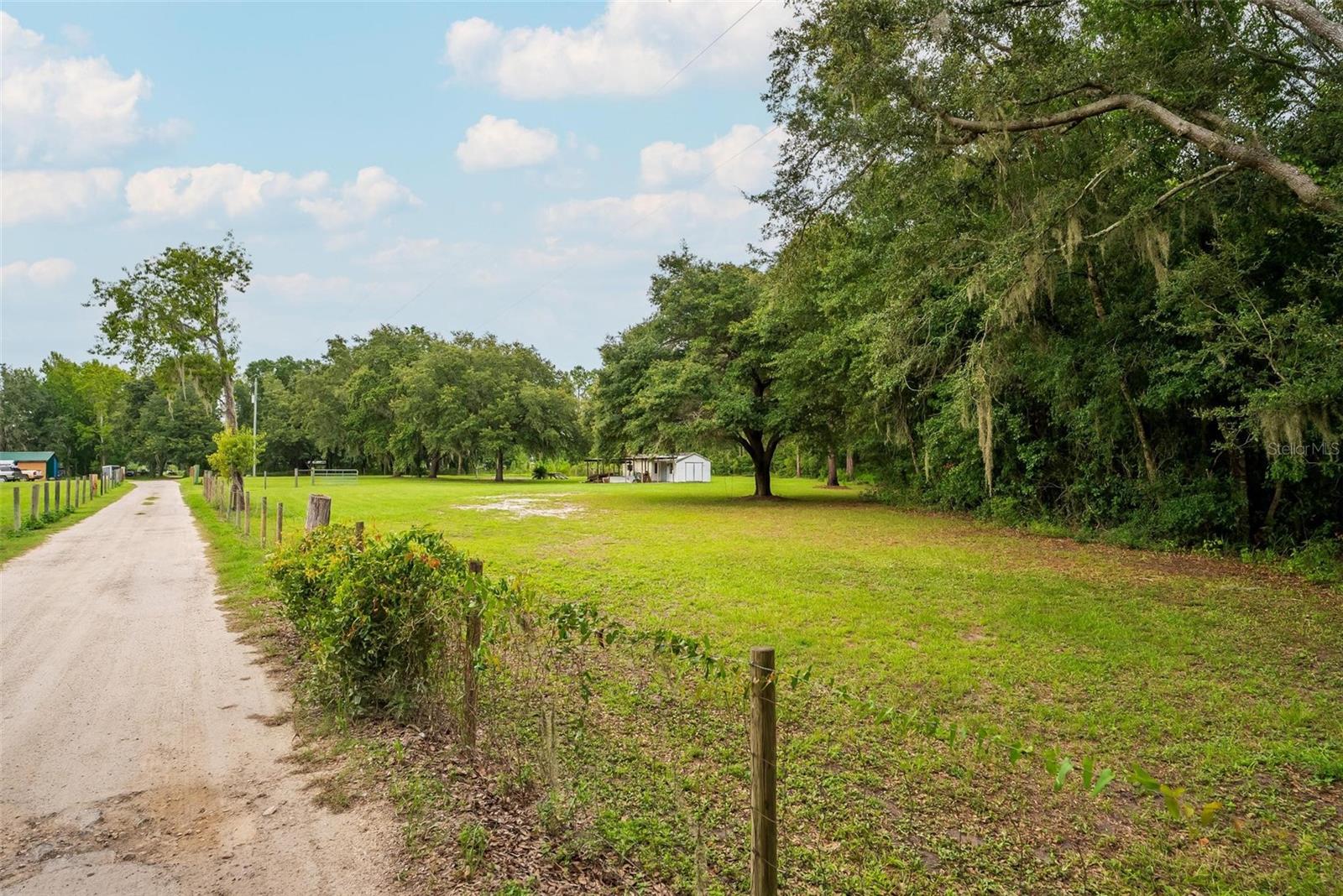 2901 CARTER JONES RD, GROVELAND, FL — photo 49