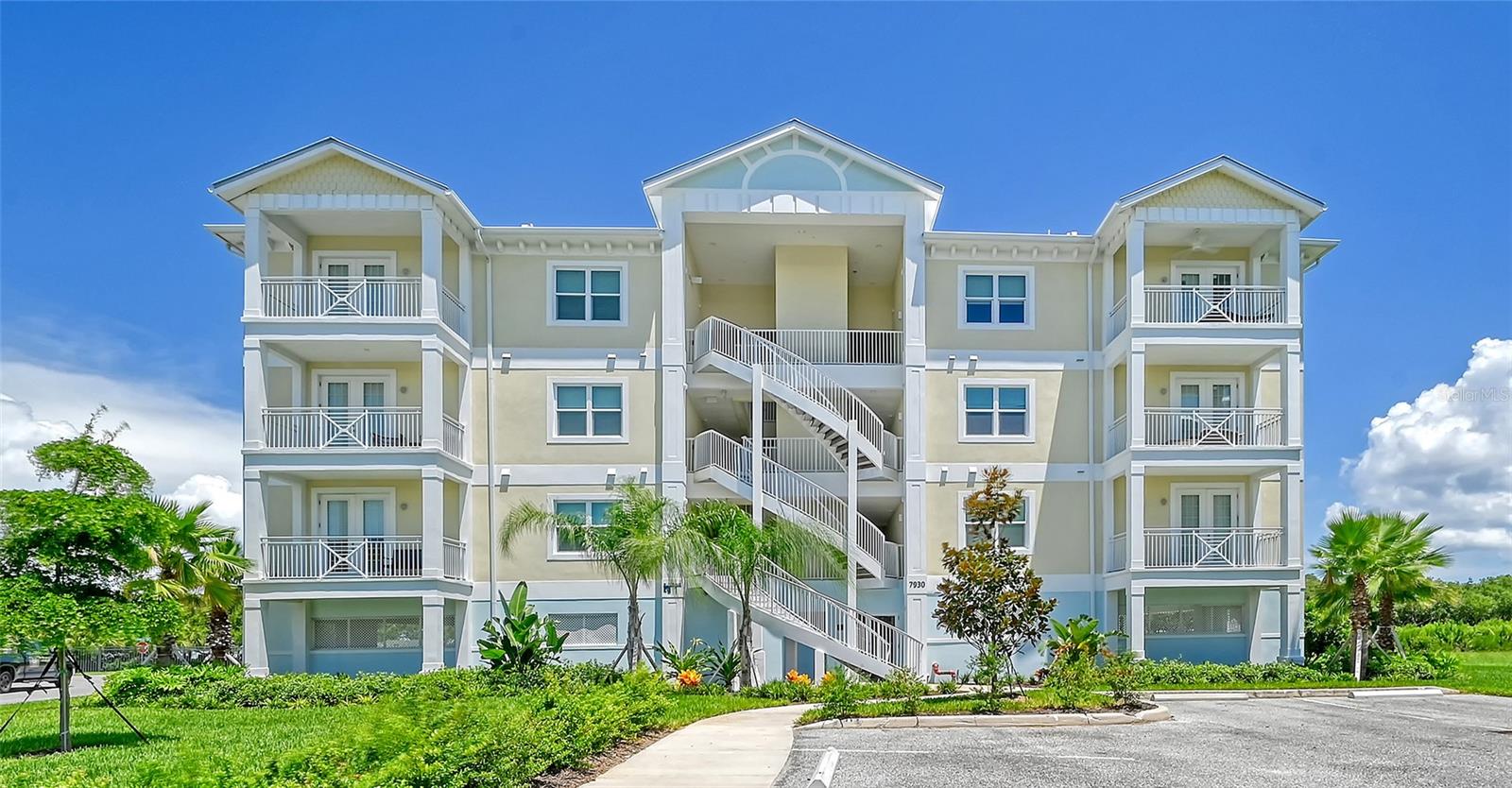 7930 34TH AVENUE W #102, BRADENTON, FL