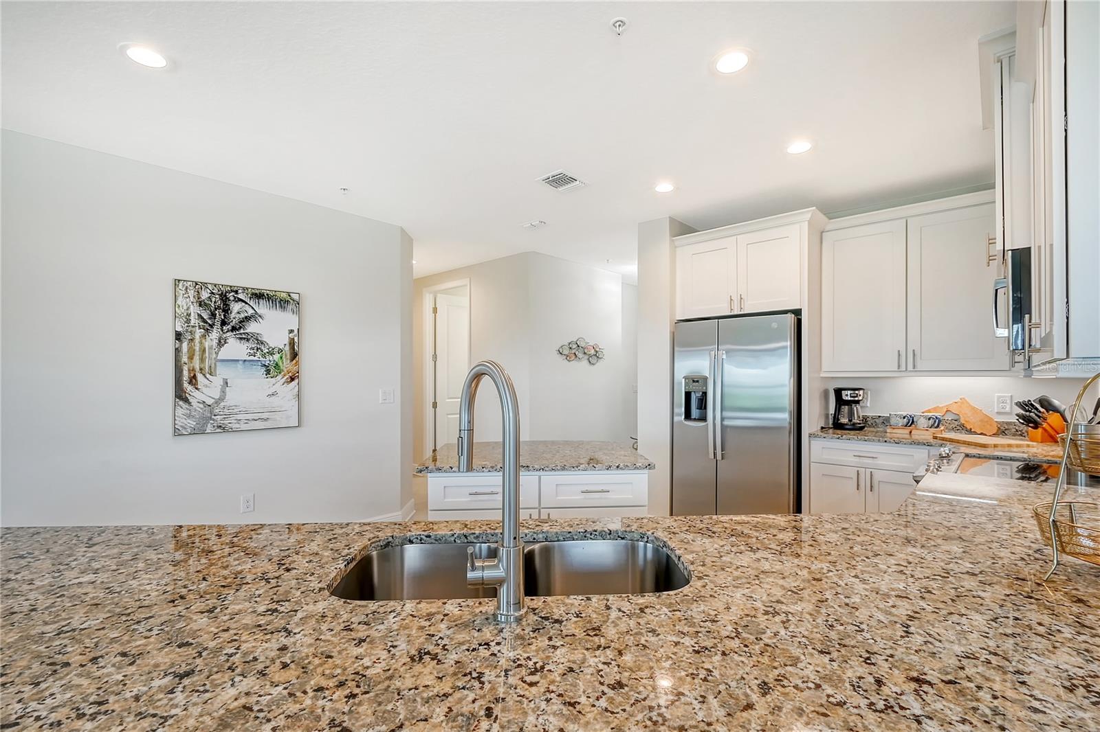 7930 34TH AVENUE W #102, BRADENTON, FL — photo 9