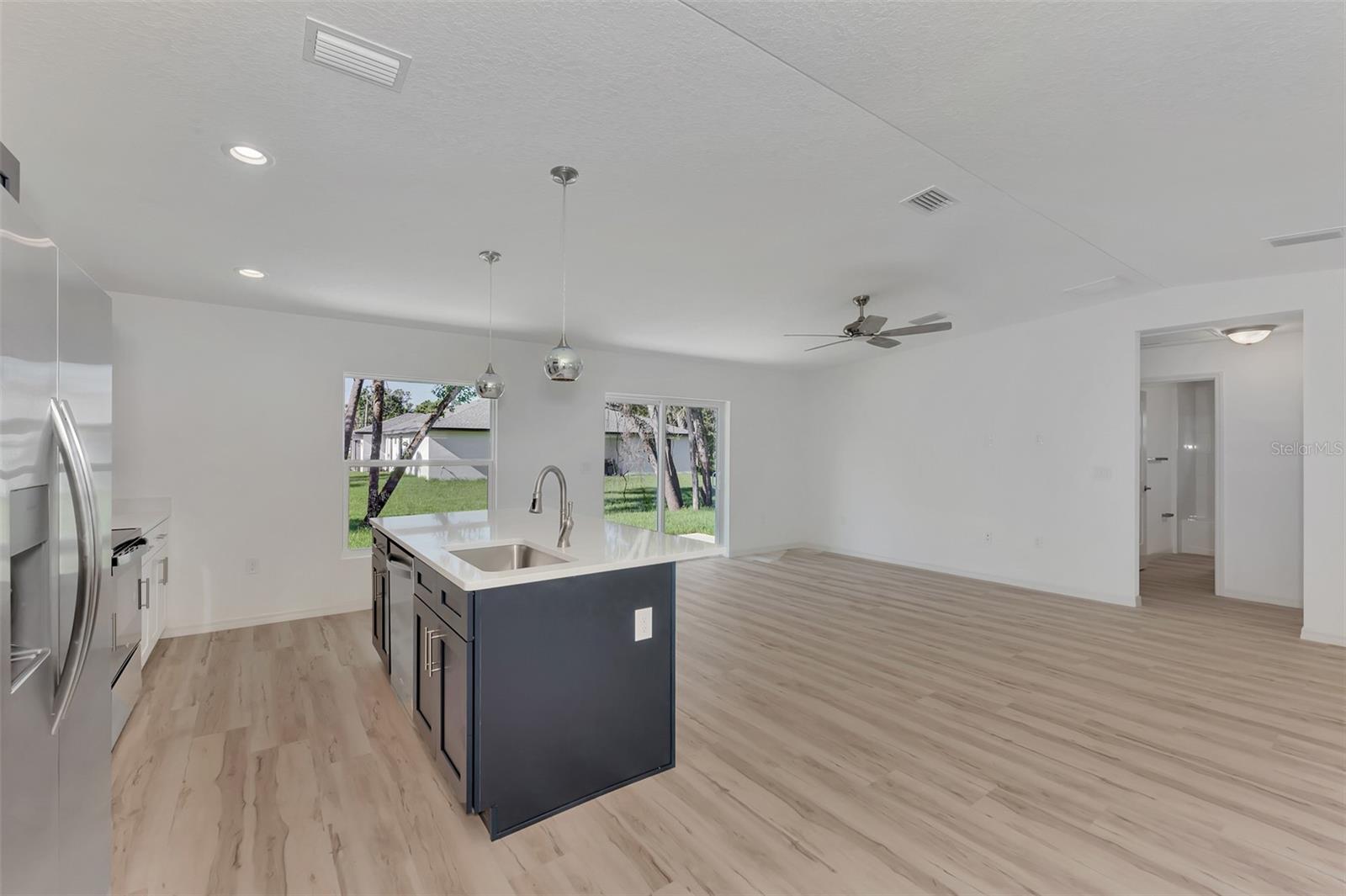 3847 E PRICE BLVD, NORTH PORT, FL — photo 18