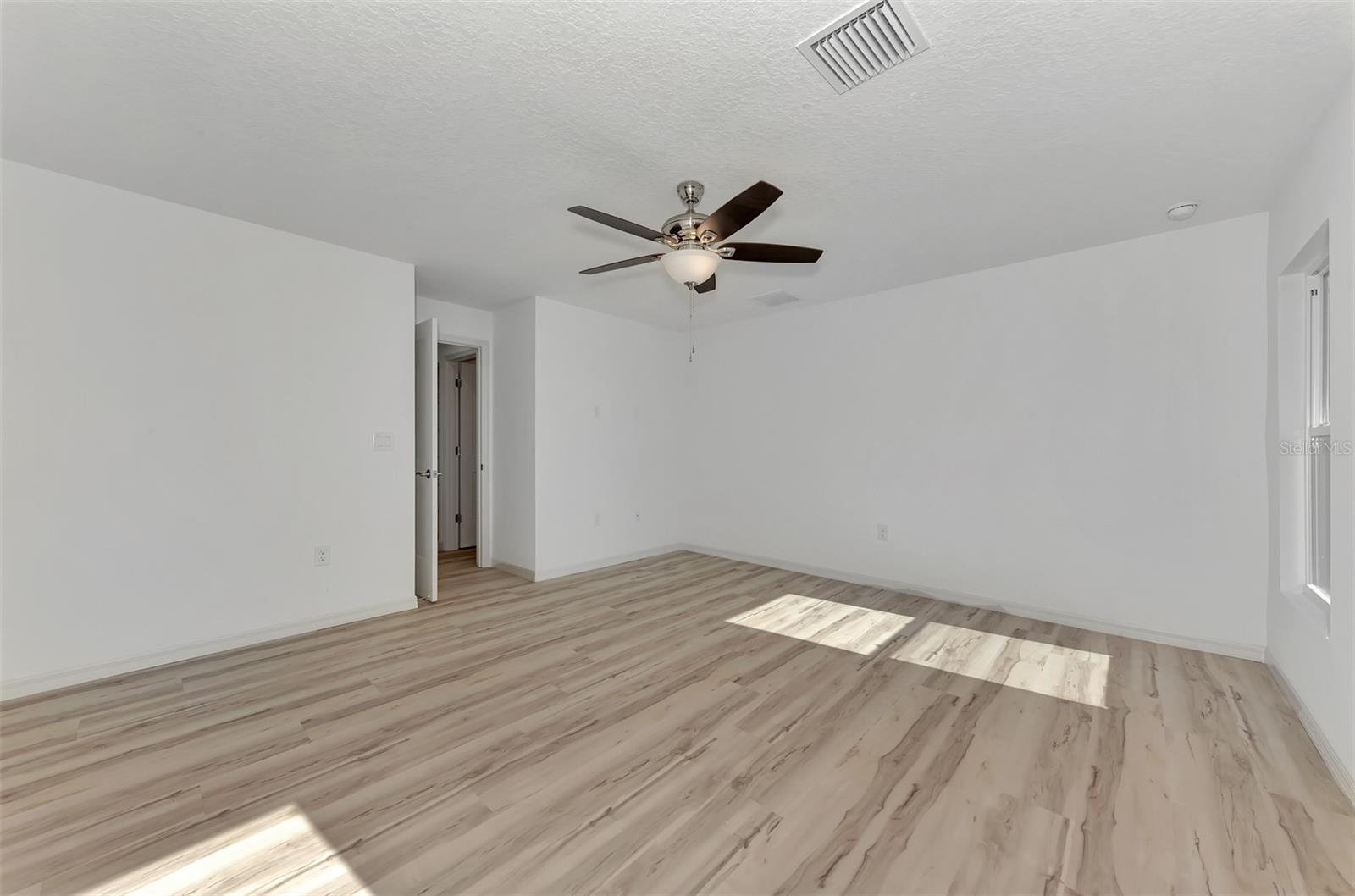 3847 E PRICE BLVD, NORTH PORT, FL — photo 23