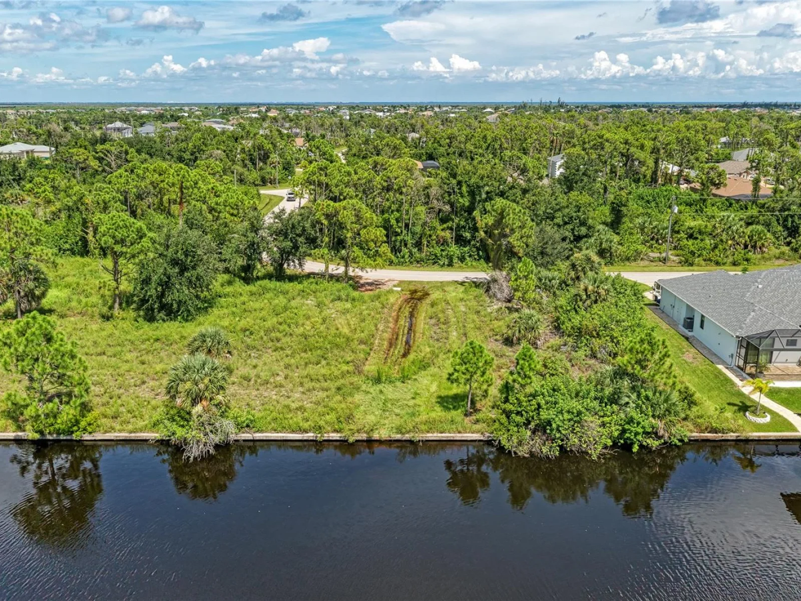 8185 DAFOE ST, PORT CHARLOTTE, FL — photo 1