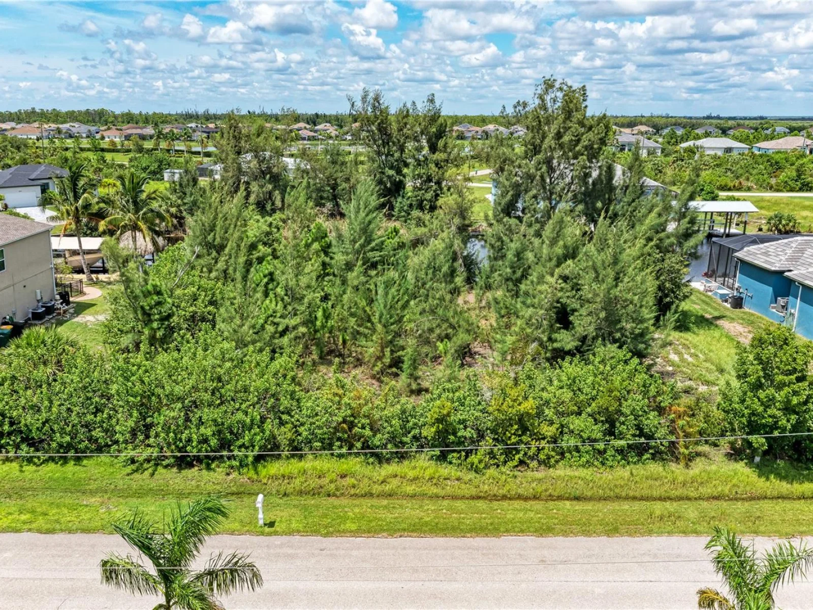 15068 CHINOOK WAY, PORT CHARLOTTE, FL — photo 9