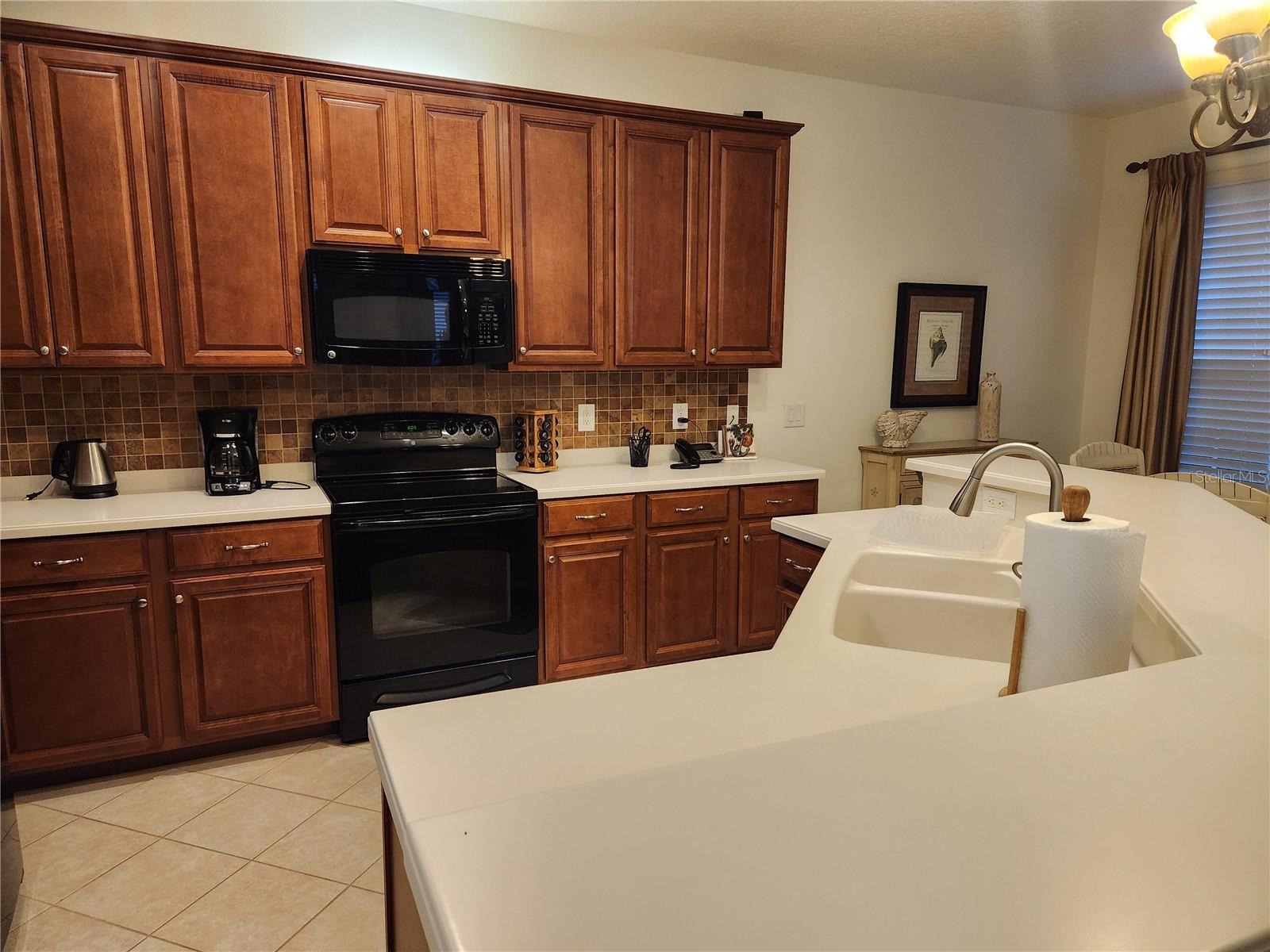 8119 VILLA GRANDE CT, SARASOTA, FL — photo 8