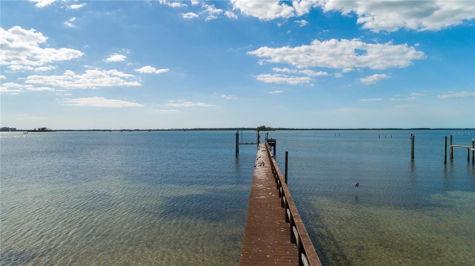 1129 VICTORIA DR, DUNEDIN, FL