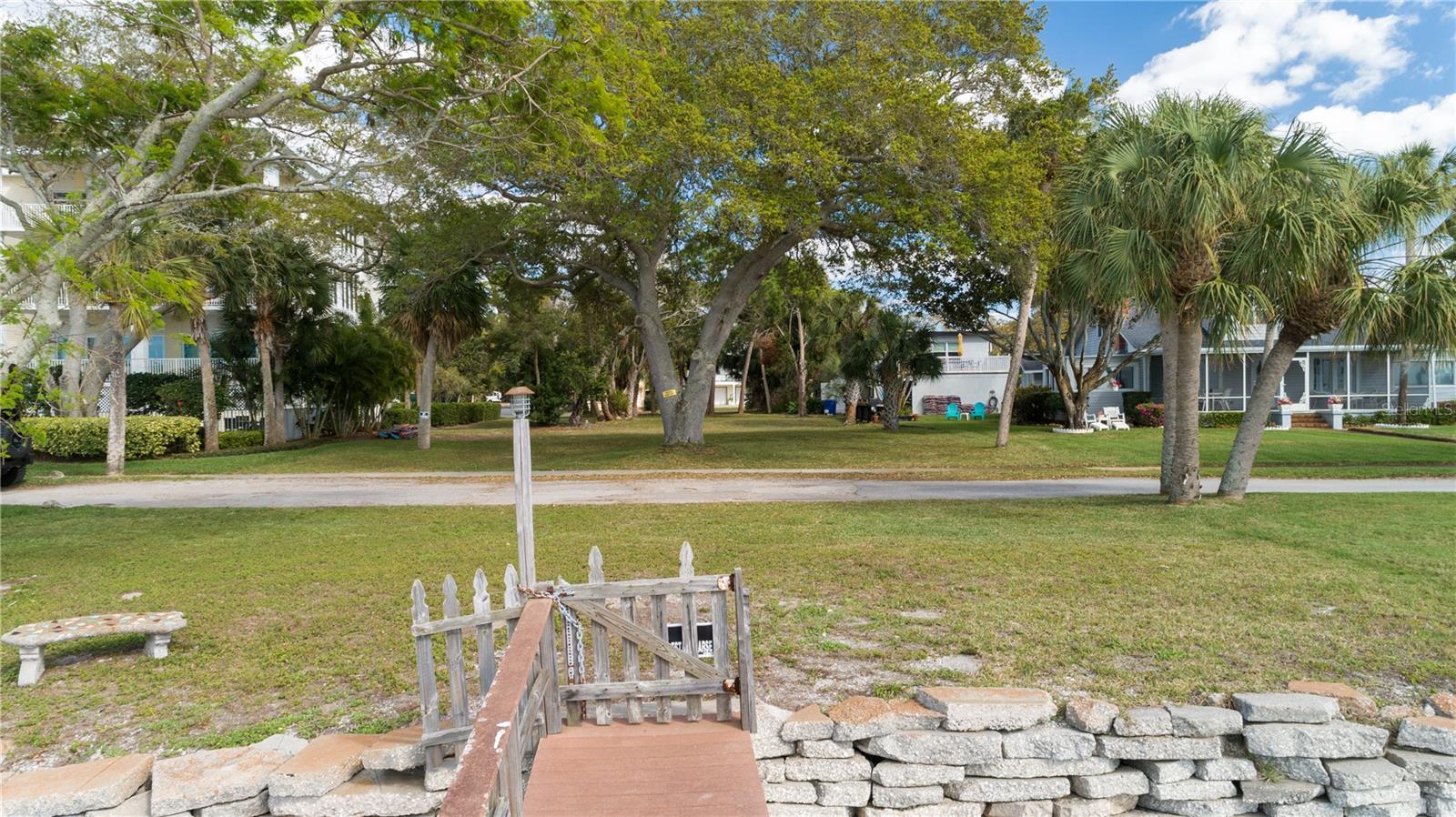 1129 VICTORIA DR, DUNEDIN, FL — photo 6