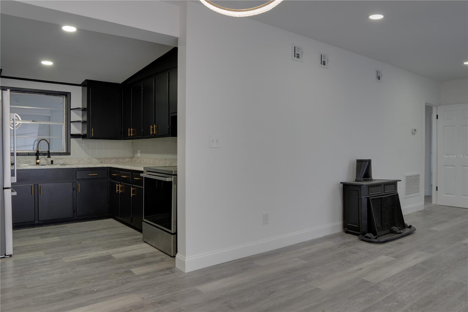 444 SE CASTILLO TER, LAKE CITY, FL — photo 10