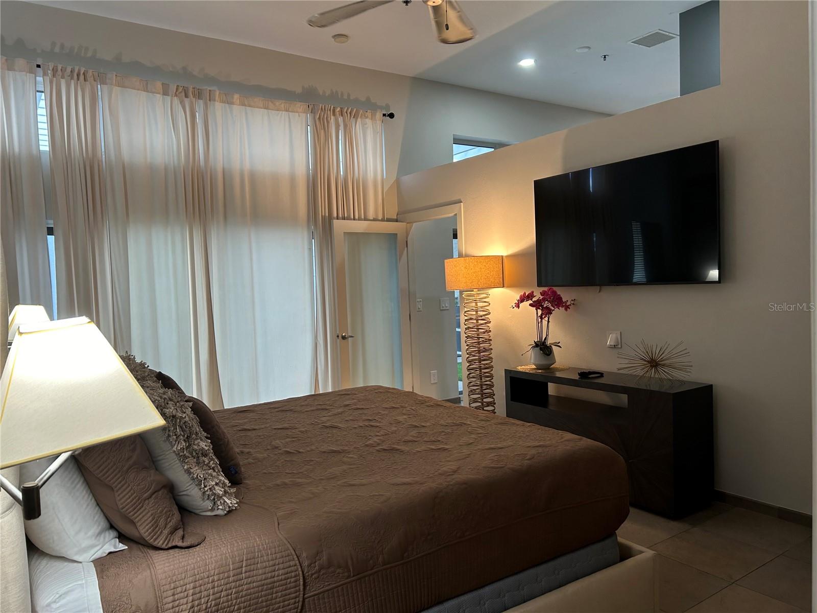 1345 2ND ST #C, SARASOTA, FL — photo 32