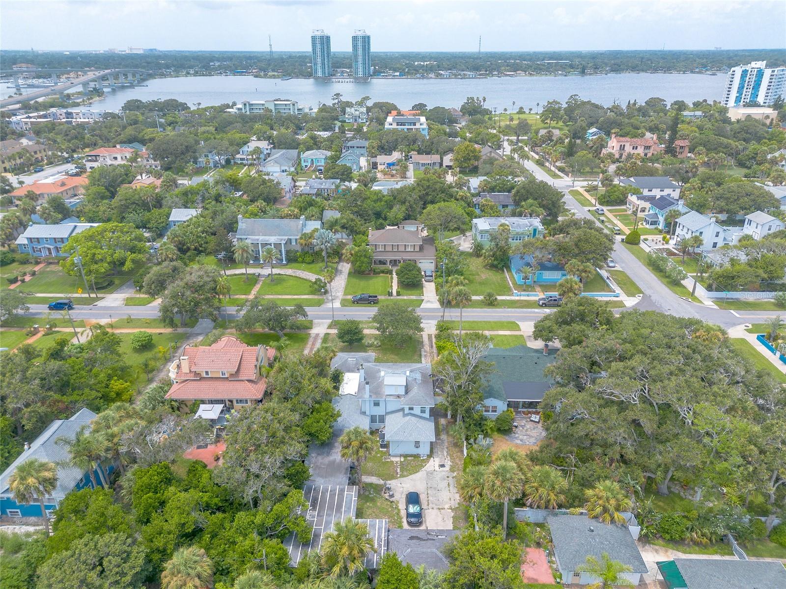 724 N OLEANDER AVE, DAYTONA BEACH, FL — photo 54