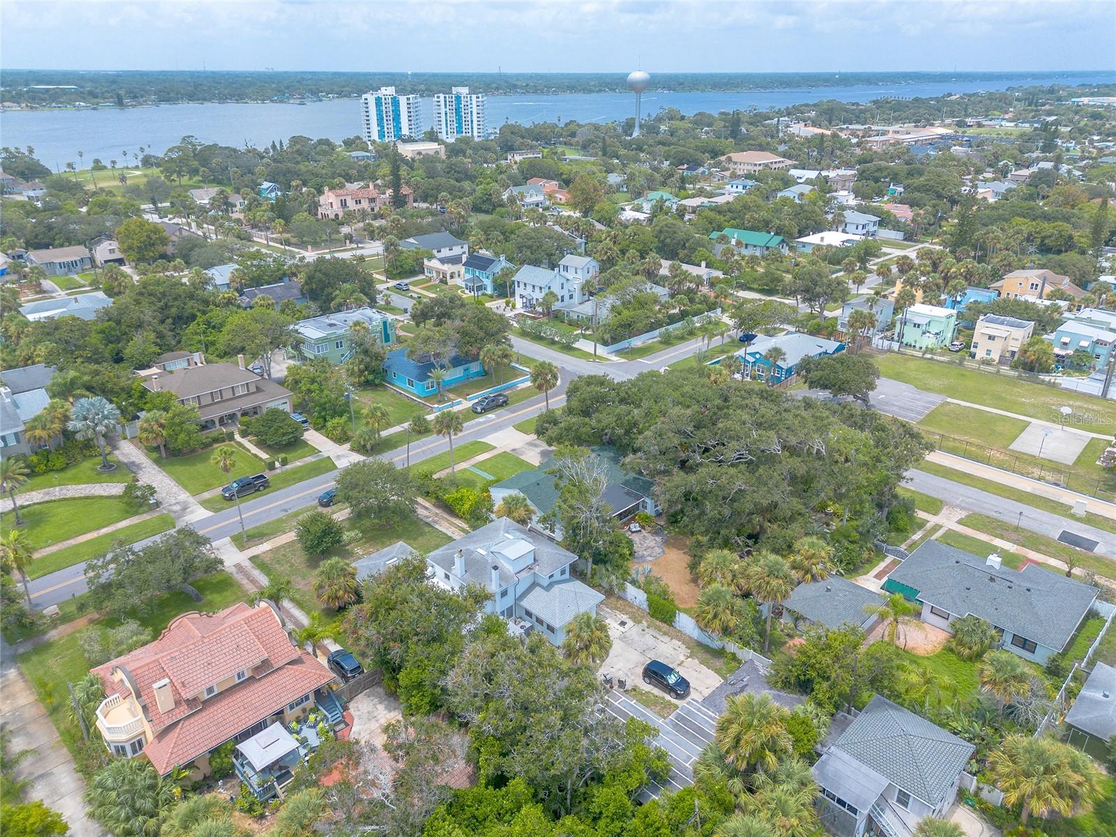 724 N OLEANDER AVE, DAYTONA BEACH, FL — photo 55