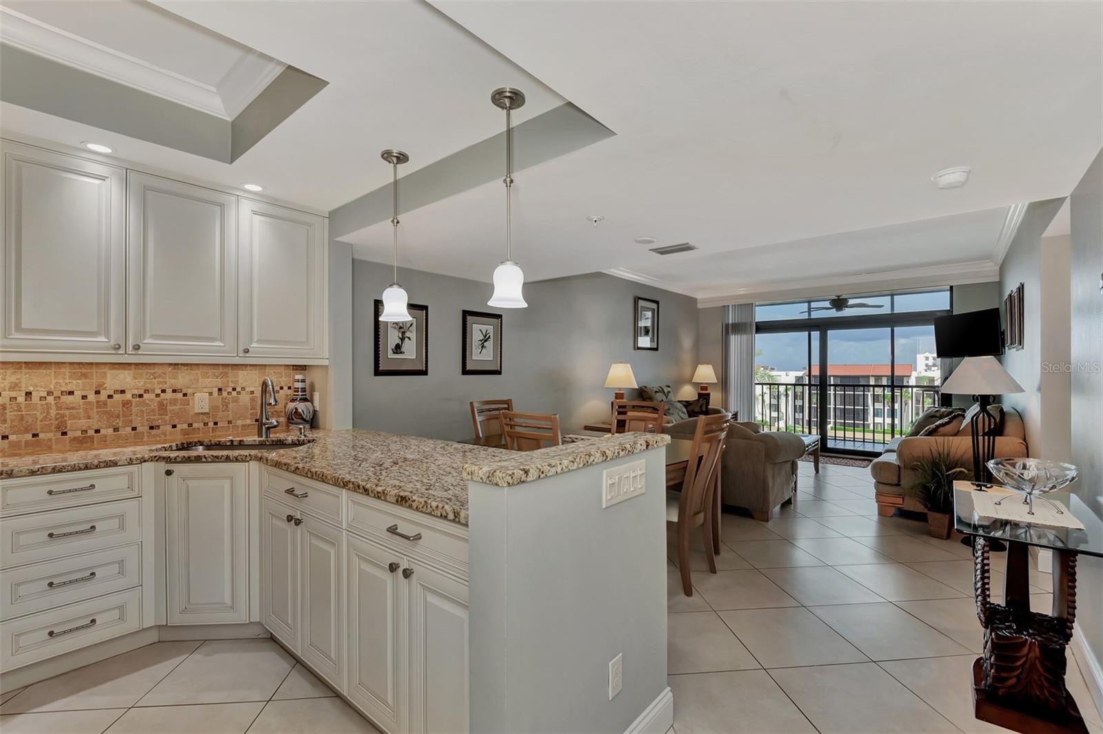 1945 GULF OF MEXICO DR #M2-414, LONGBOAT KEY, FL — photo 10