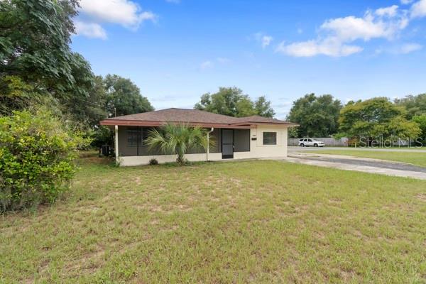 1404 E ALFRED ST, TAVARES, FL — photo 12
