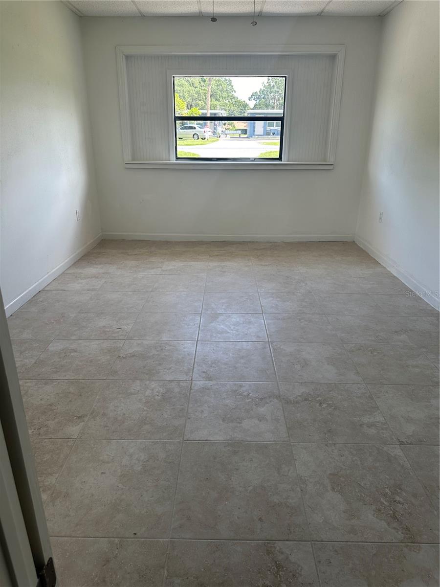 1404 E ALFRED ST, TAVARES, FL — photo 28