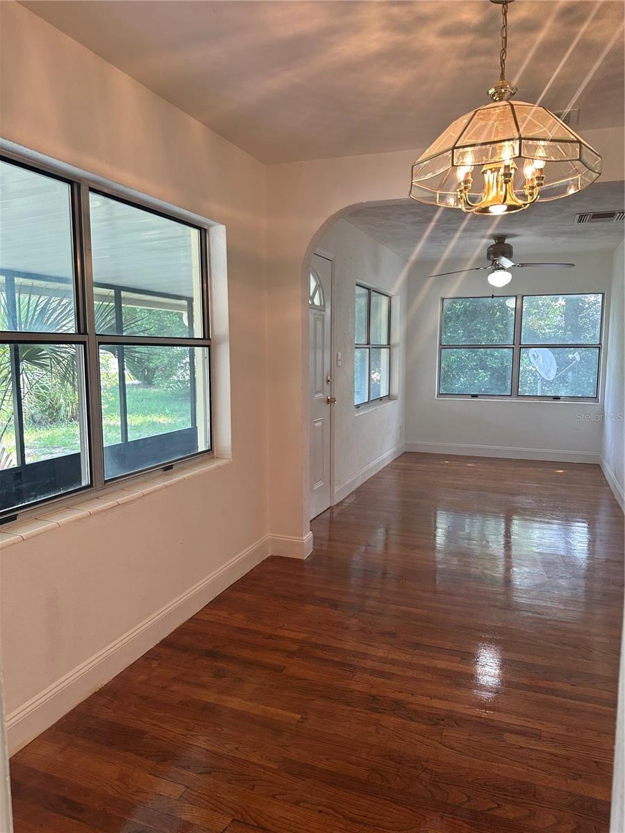 1404 E ALFRED ST, TAVARES, FL — photo 42