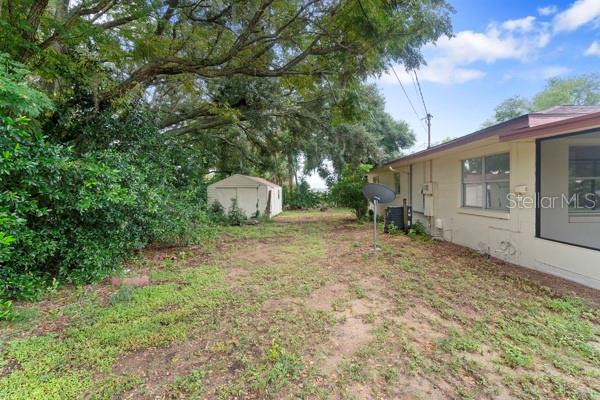 1404 E ALFRED ST, TAVARES, FL — photo 7
