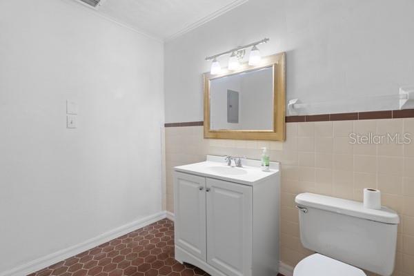 1404 E ALFRED ST, TAVARES, FL — photo 40