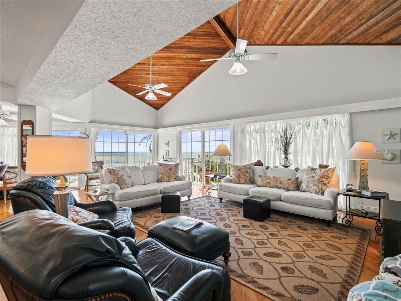 20052 GULF BLVD, INDIAN SHORES, FL — photo 29