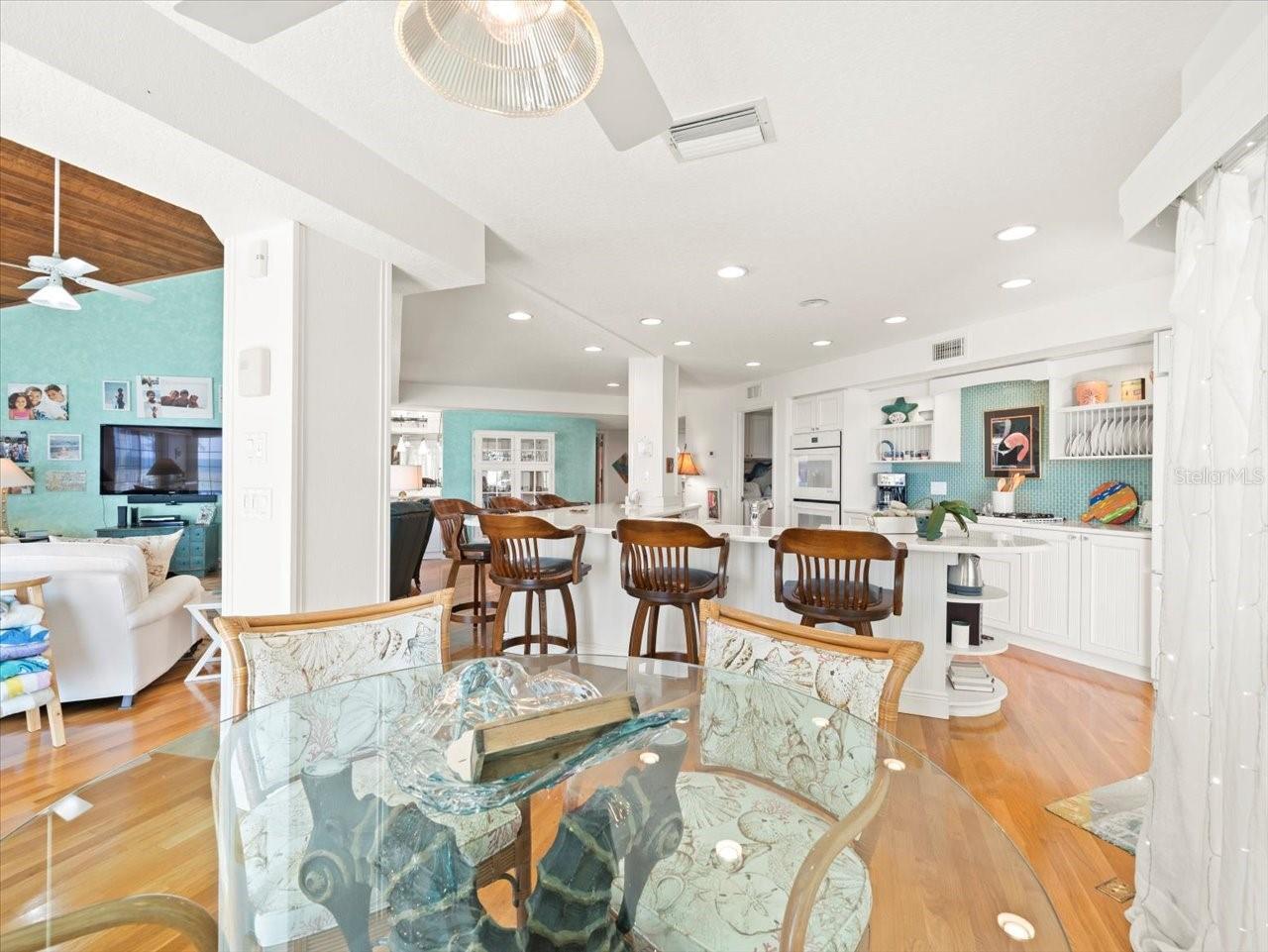 20052 GULF BLVD, INDIAN SHORES, FL — photo 35