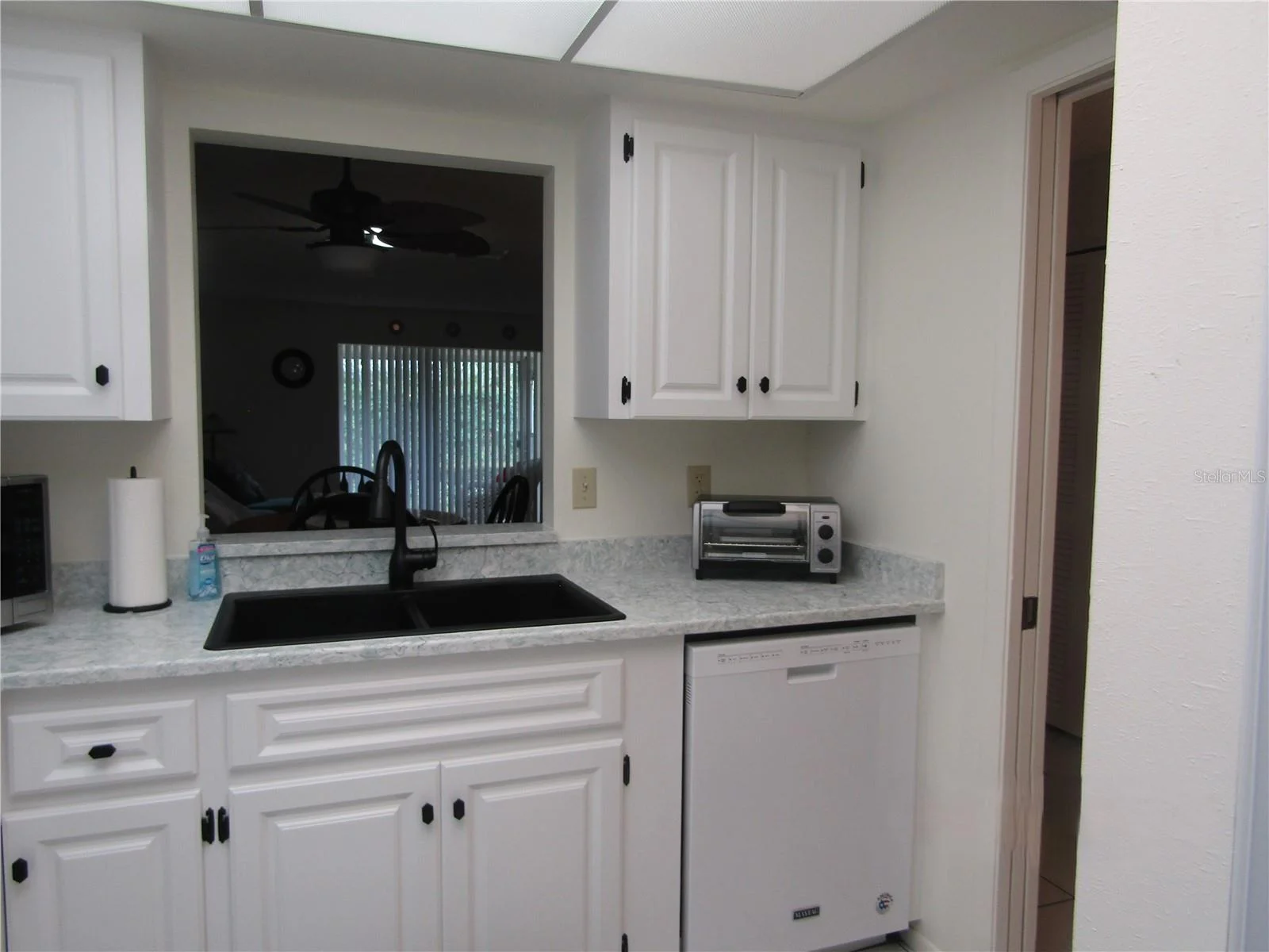 7050 W COUNTRY CLUB DR N #10-A, SARASOTA, FL — photo 9